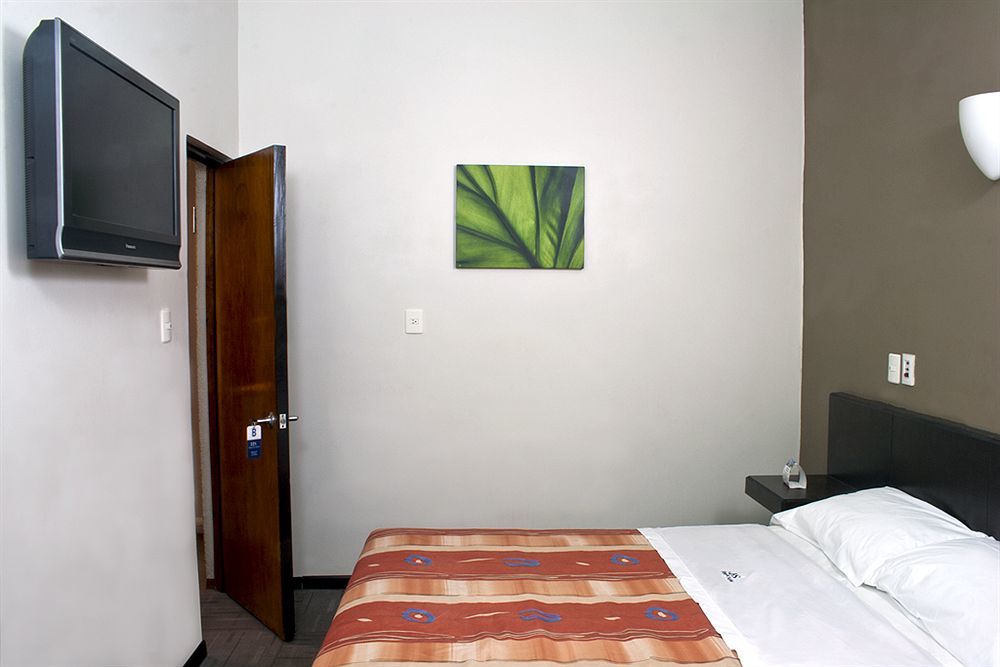 Ayenda La Selva Hotel Mexico City Exterior photo
